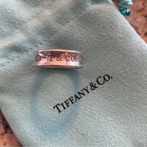 Tiffany & Co. 1837 silver ring.